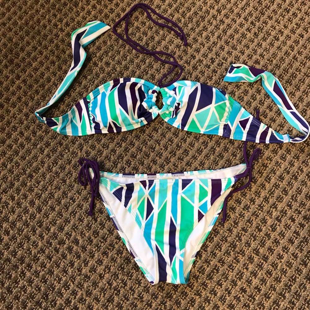 Geometric print bikini
